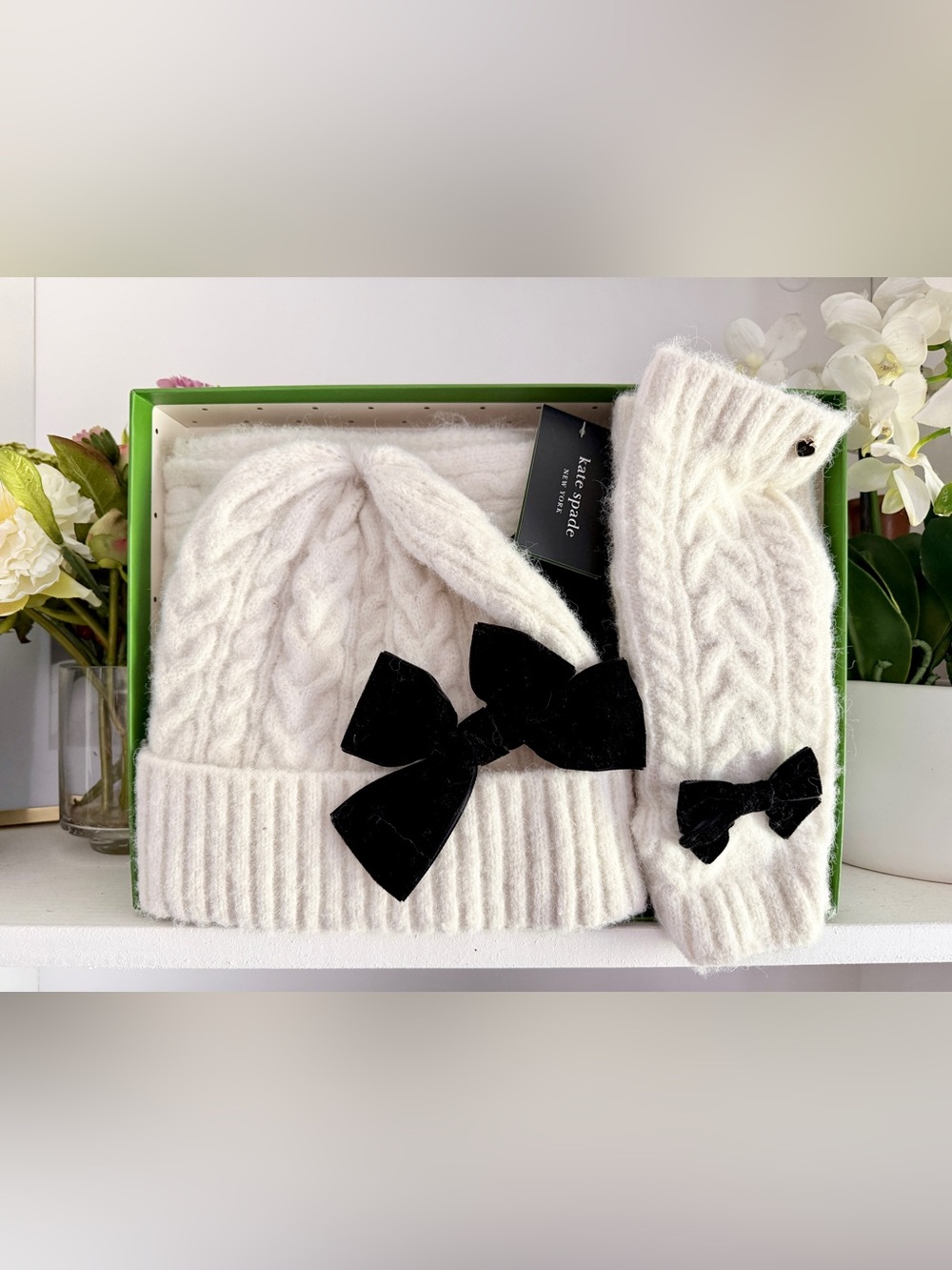 Kate Spade Ivory Cable Knit Hat, Scarf & Arm Gloves w/Black Velvet Bow 3pc set
